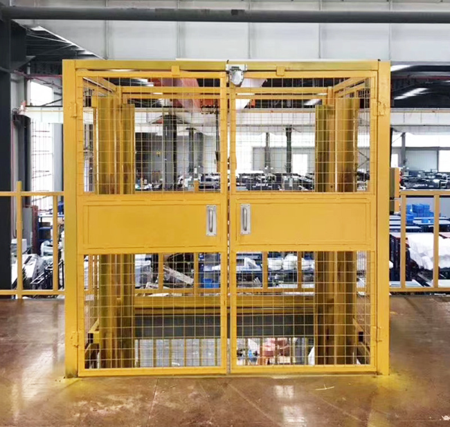 安义智能导轨式升降机亮相